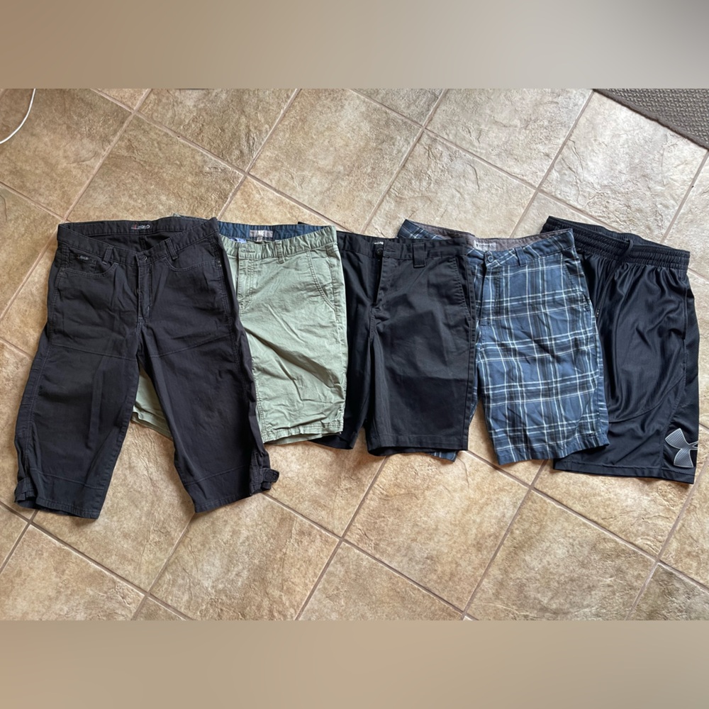 Men’s casual shorts